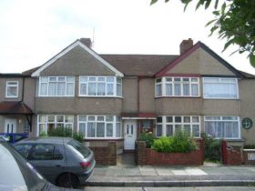 2 bedroom Terraced t...